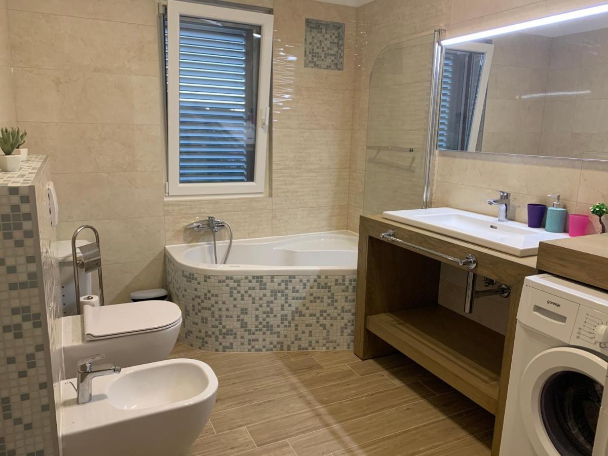 Duplex Apartment With Private Swimming Pool Preko Eksteriør billede