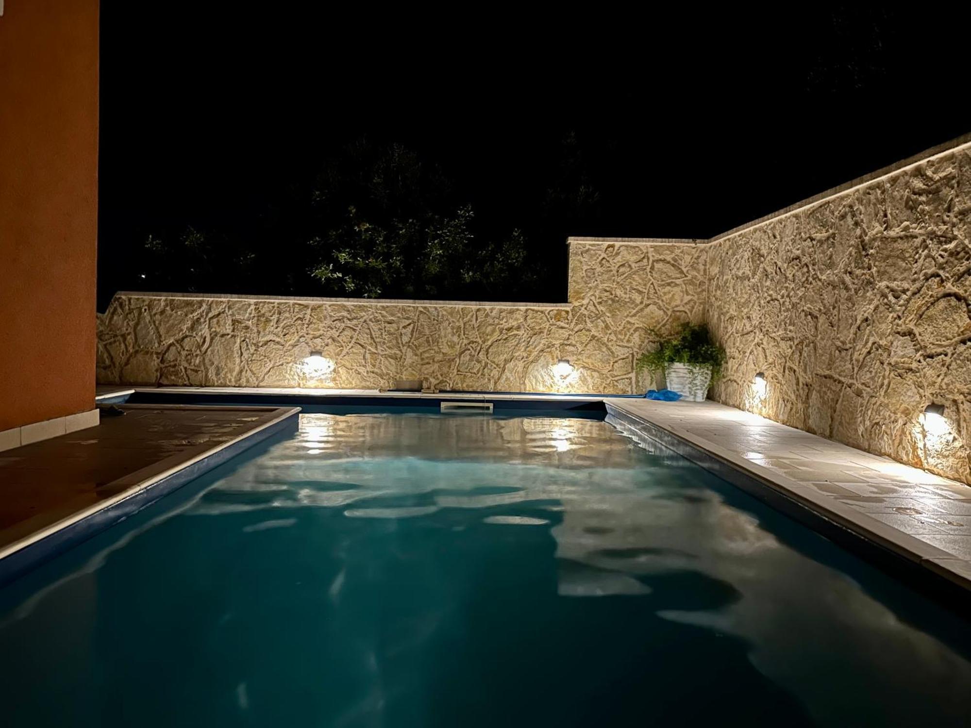Duplex Apartment With Private Swimming Pool Preko Eksteriør billede